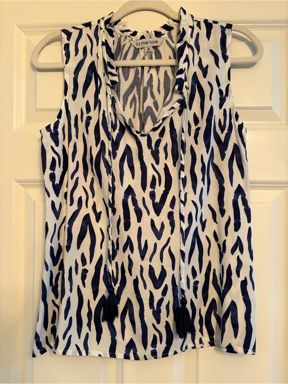 La Mer Luxe Boutique Navy & White Sleeveless Tassel Tie-Front Top -Medium